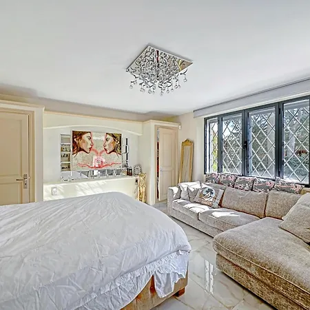 فندق Luxury Elisabeth 4*